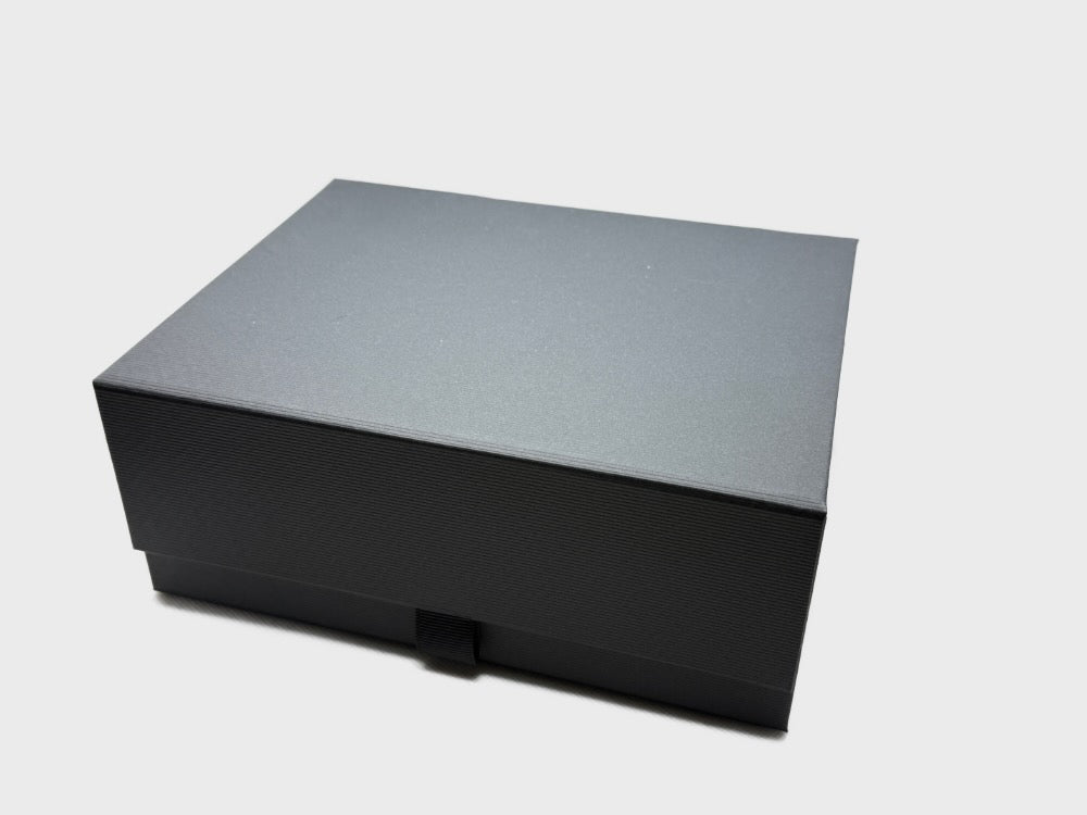 Showing our black candle gift box, the perfect gift. 