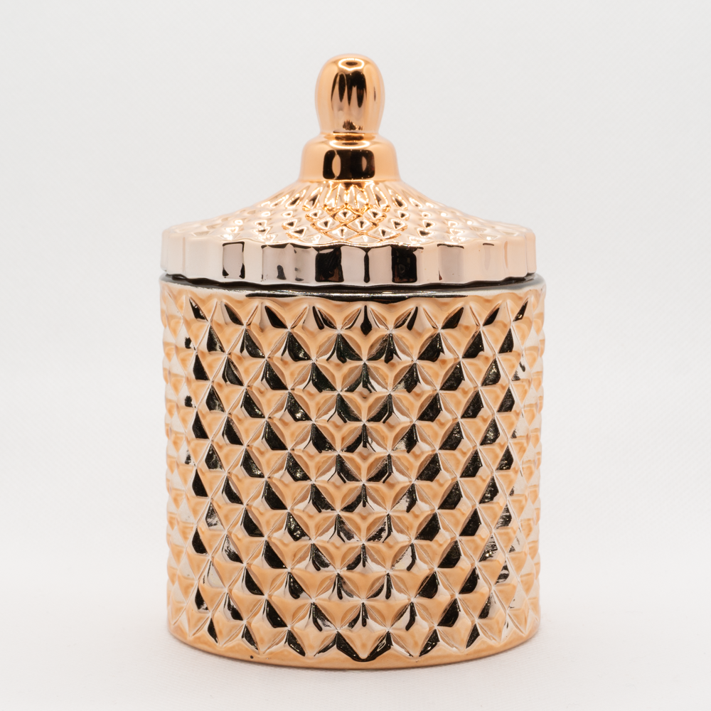 Stylish Lid on Rose cut glass candle, gloss